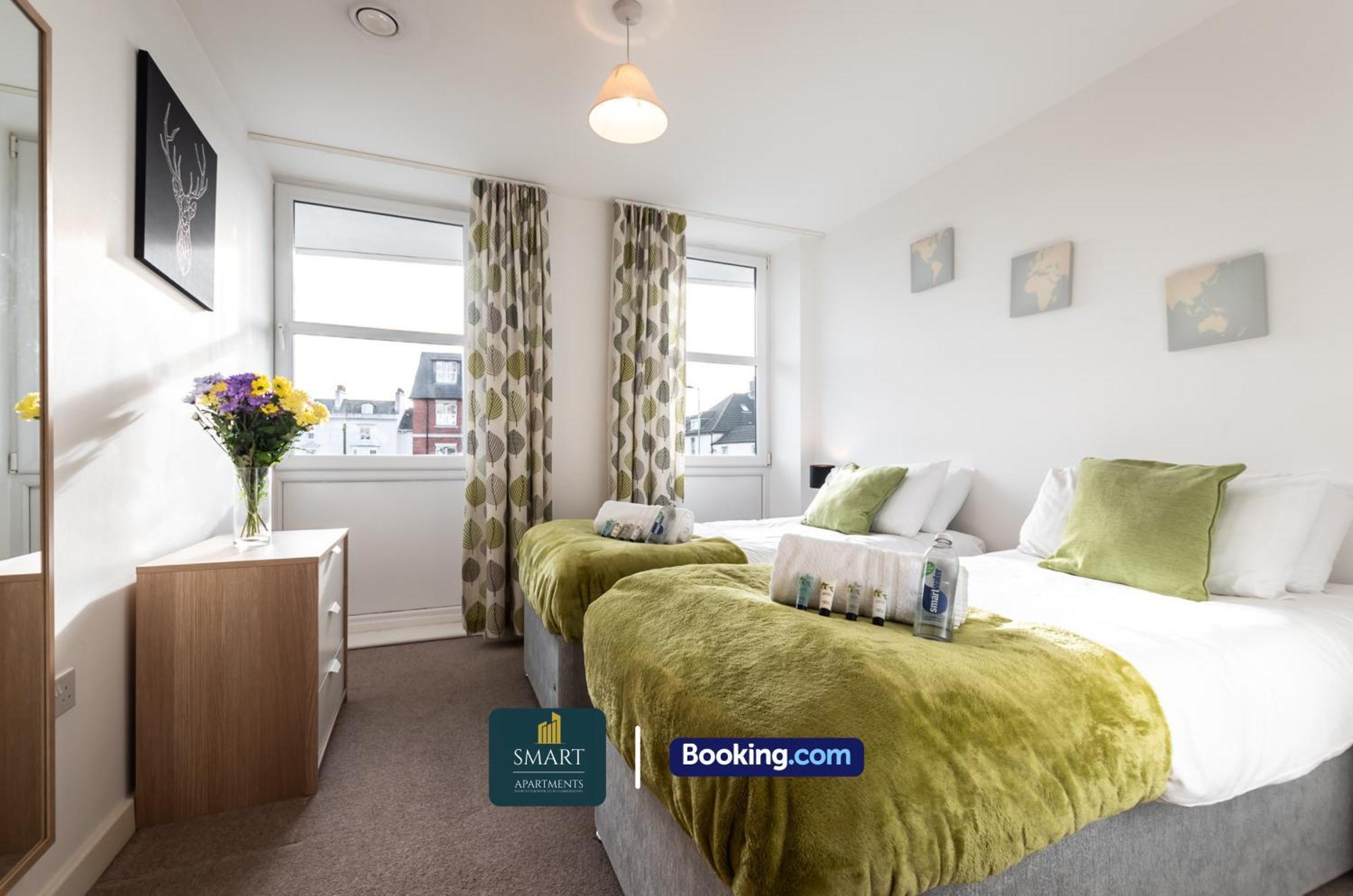 Spacious City Center Apartment By Smart Apartments Short Lets & Serviced Accommodation Apartment Southampton With Free Wifi Екстериор снимка