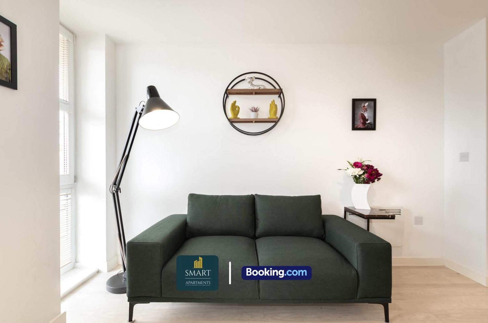 Spacious City Center Apartment By Smart Apartments Short Lets & Serviced Accommodation Apartment Southampton With Free Wifi Екстериор снимка