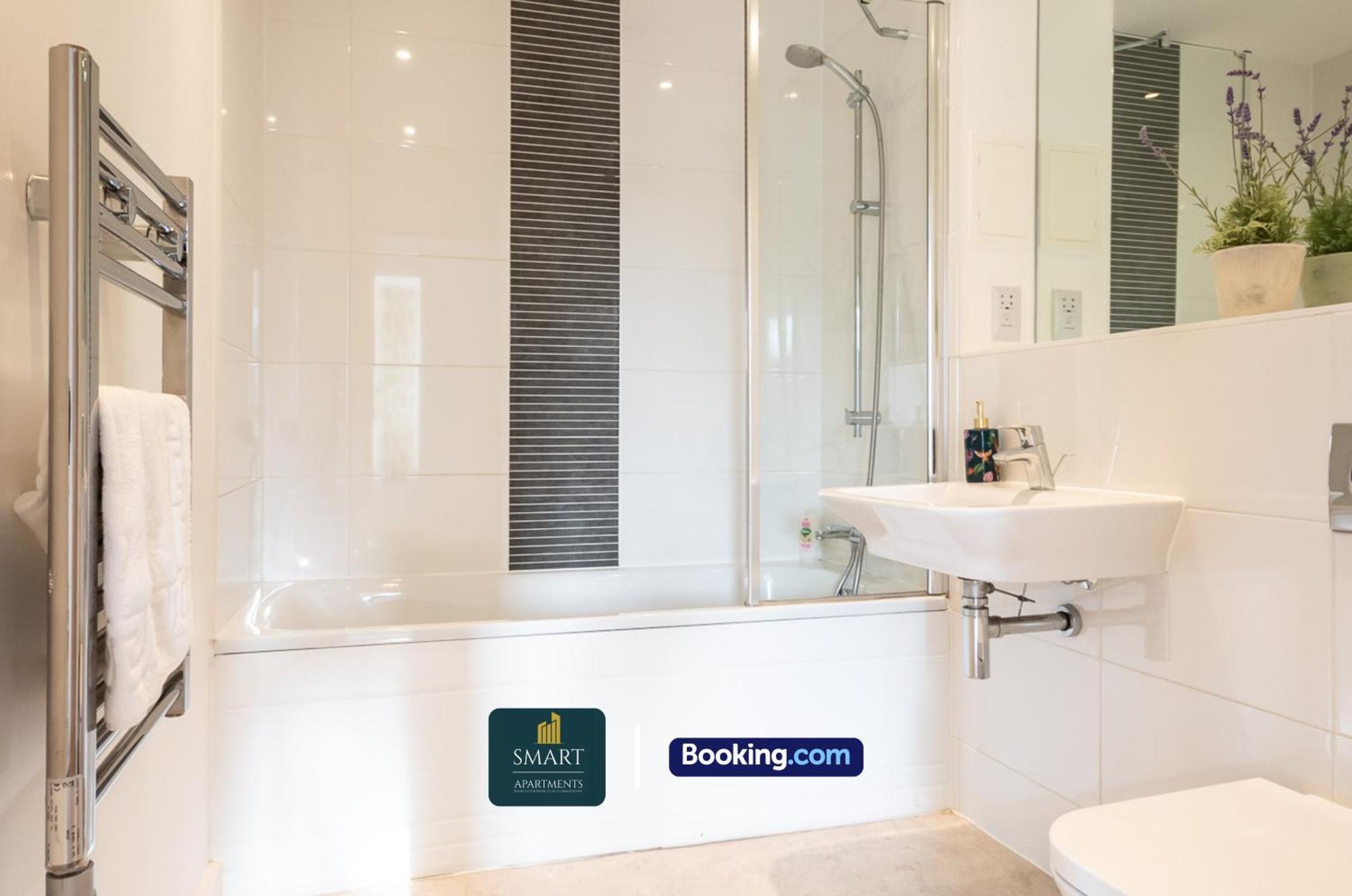 Spacious City Center Apartment By Smart Apartments Short Lets & Serviced Accommodation Apartment Southampton With Free Wifi Екстериор снимка